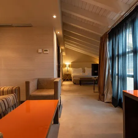 La Trufa Negra 4* Mora de Rubielos