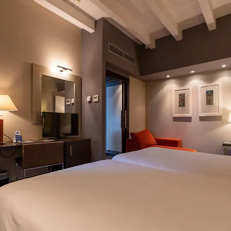 Hotel La Trufa Negra 4*